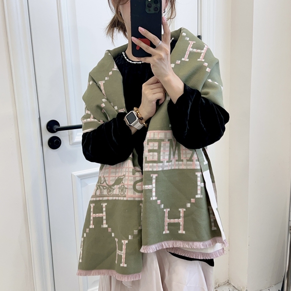 ブランドマフラー背面デザイン